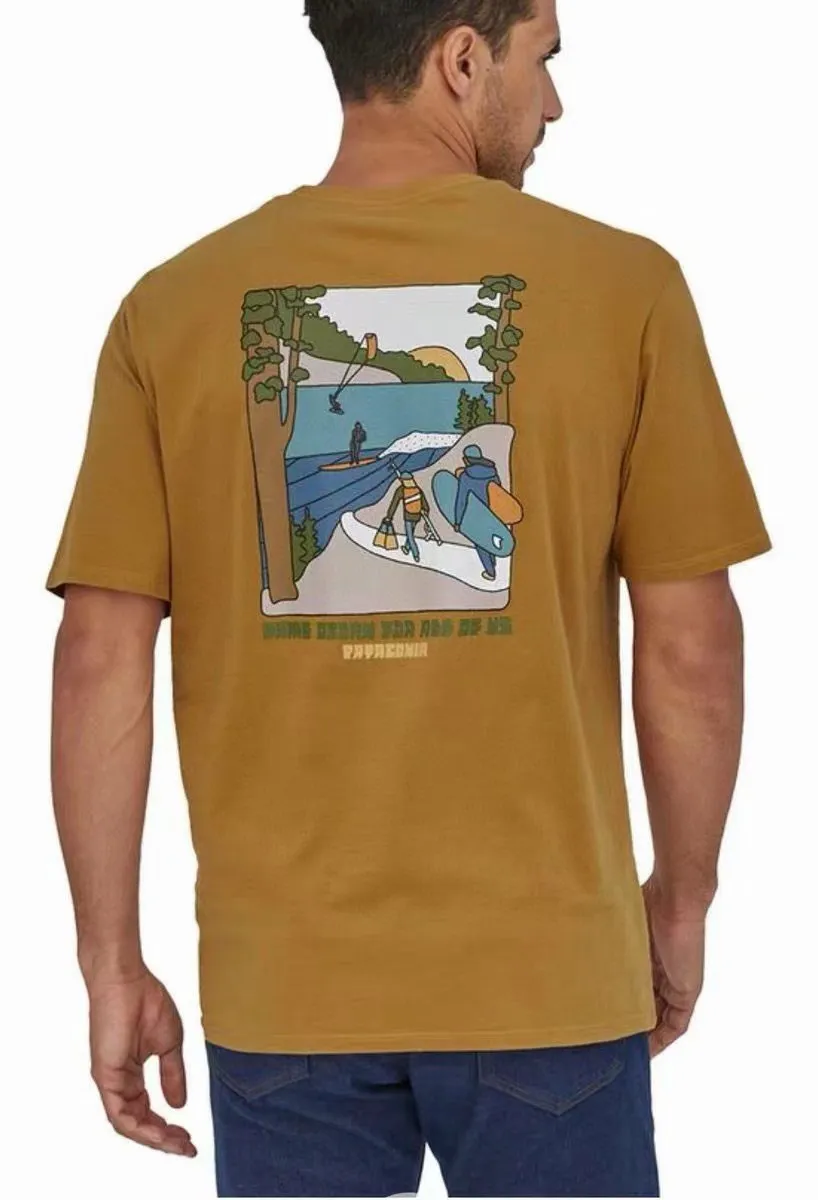 22ss limited edition Patagonia Northwest Waters ♻️Northwest Waters Organic T-Shirt series men's and women's same style printed short-sleeved Tee #Original factory production, purchasing designated version 📃 Original file and original data development version. Item No. #37539 - Original packaging and original label 🔍 Full set of accessories customized, packaging 1D code analysis are all purchased from the original factory, ⚠️Original domestically sold large kraft paper elevator upper and lower two stickers explanation analysis. Color: black, navy blue, white, floral gray, military green, turmeric Size reference: the same ocean for all of us/Translation: is an ocean for all of us -230g/organic environmentally friendly ♻️cotton, the large area on the back of the chest is printed with environmentally friendly special recycled raw materials, which is not easy to crack, breathable and comfortable. The threads are dyed in the same vat and have been pre-shrunk; the main label is non-sensitive hot stamping, making it a favorite among sensitive celebrities.  -Double stitching technology on the shoulder, distinguishes itself from the first version on the market. The pieces are neatly spliced ​​and aligned, the whole garment has precise thread density, and the quality of the details is self-observant.
